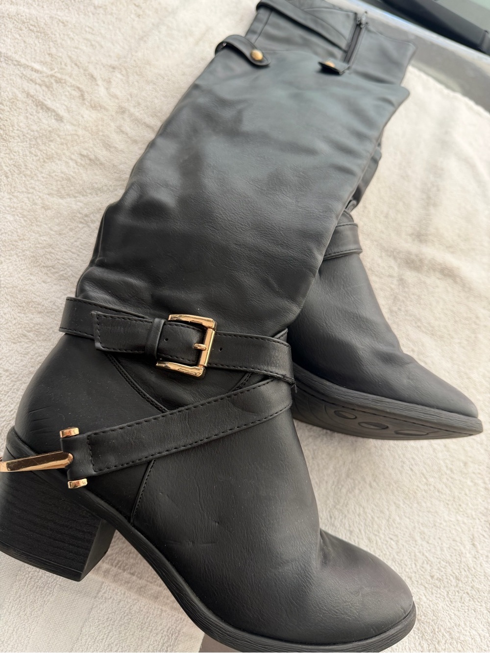 Women's Black Mid-Calf Heeled Riding Boots with Buckle Detail